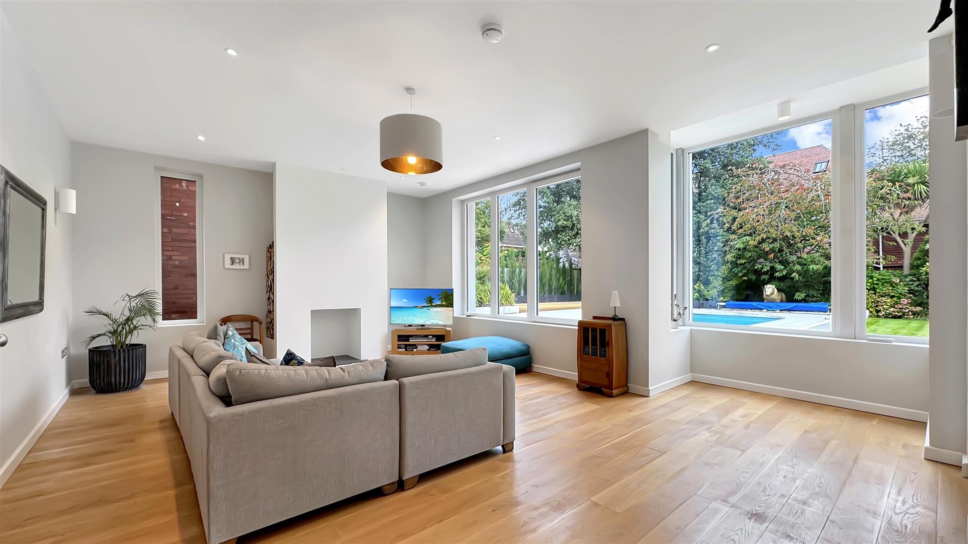 5 Bedroom House Westminster Road East, Branksome Park